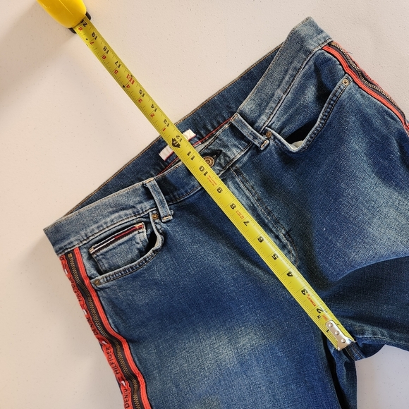 Vintage Y2K Tommy Hilfiger Zipper Jeans High Rise Stretchy Raw Hem Red Logo 34 - Picture 11 of 12